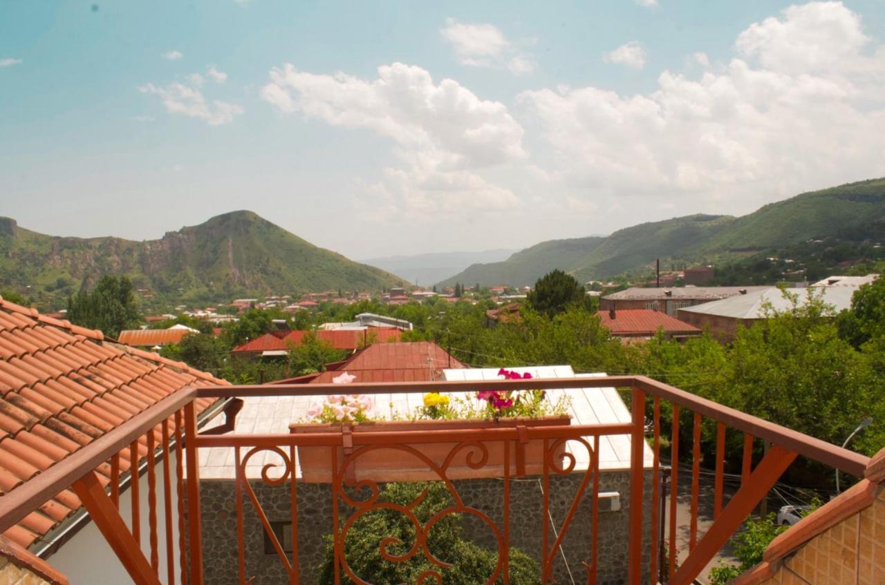 Hotel Mirhav Goris Exterior photo
