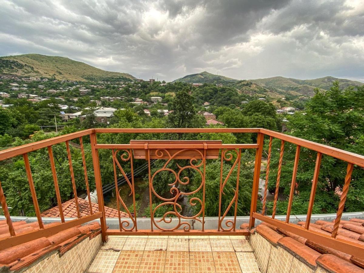 Hotel Mirhav Goris Exterior photo
